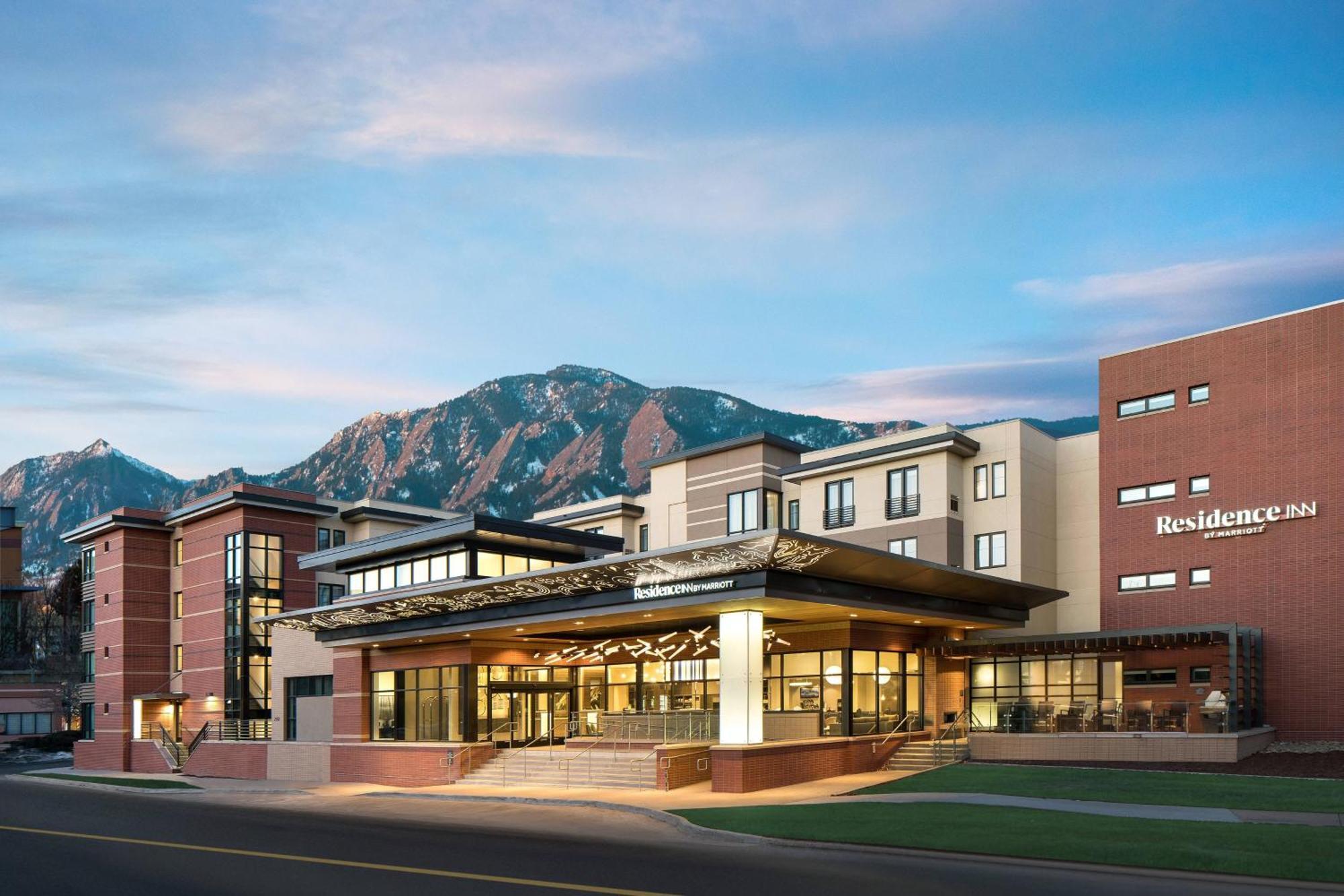Residence Inn By Marriott Boulder Canyon Boulevard Экстерьер фото