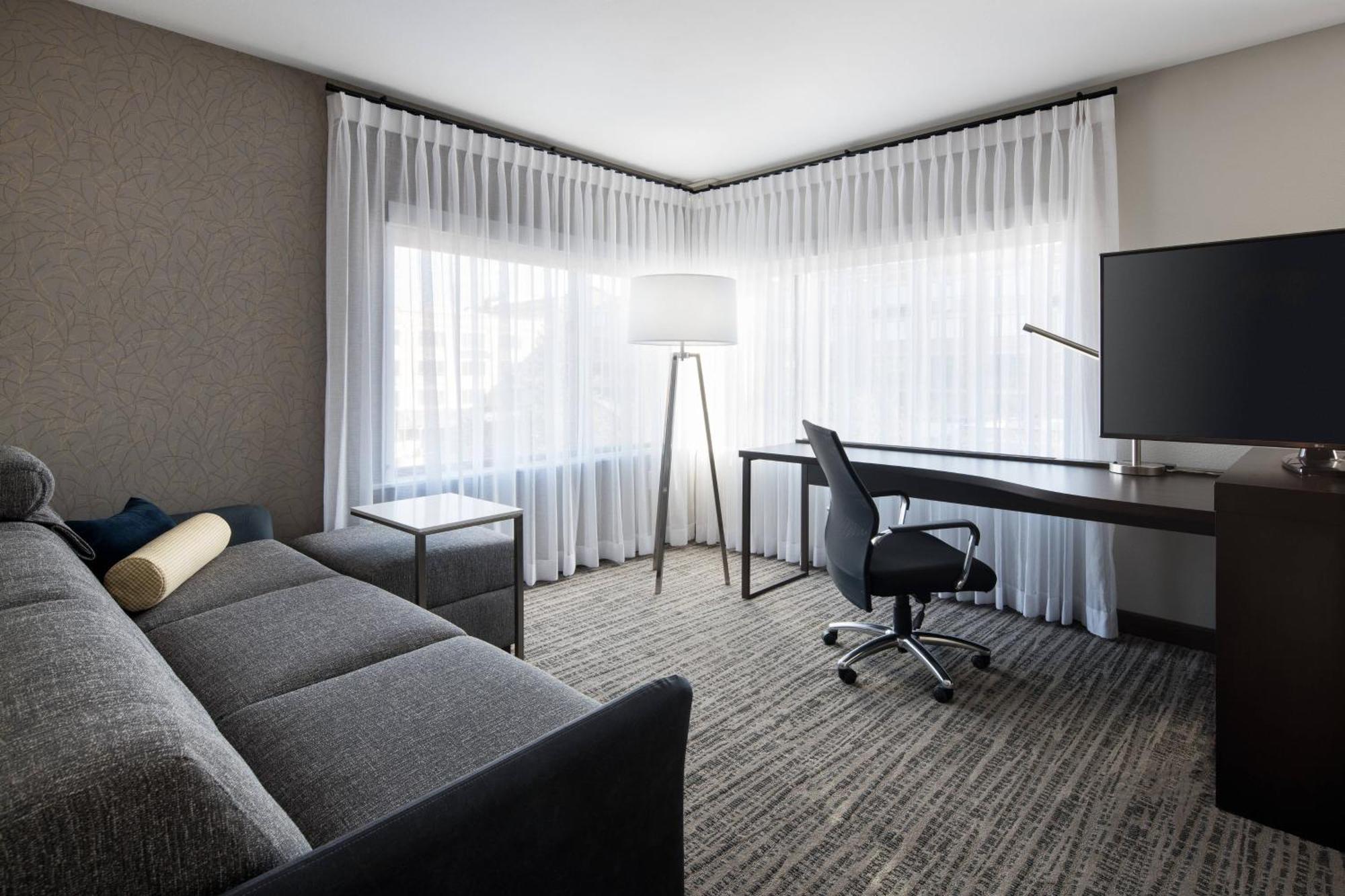 Residence Inn By Marriott Boulder Canyon Boulevard Экстерьер фото
